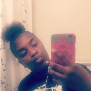 Meet your Posher, Madison